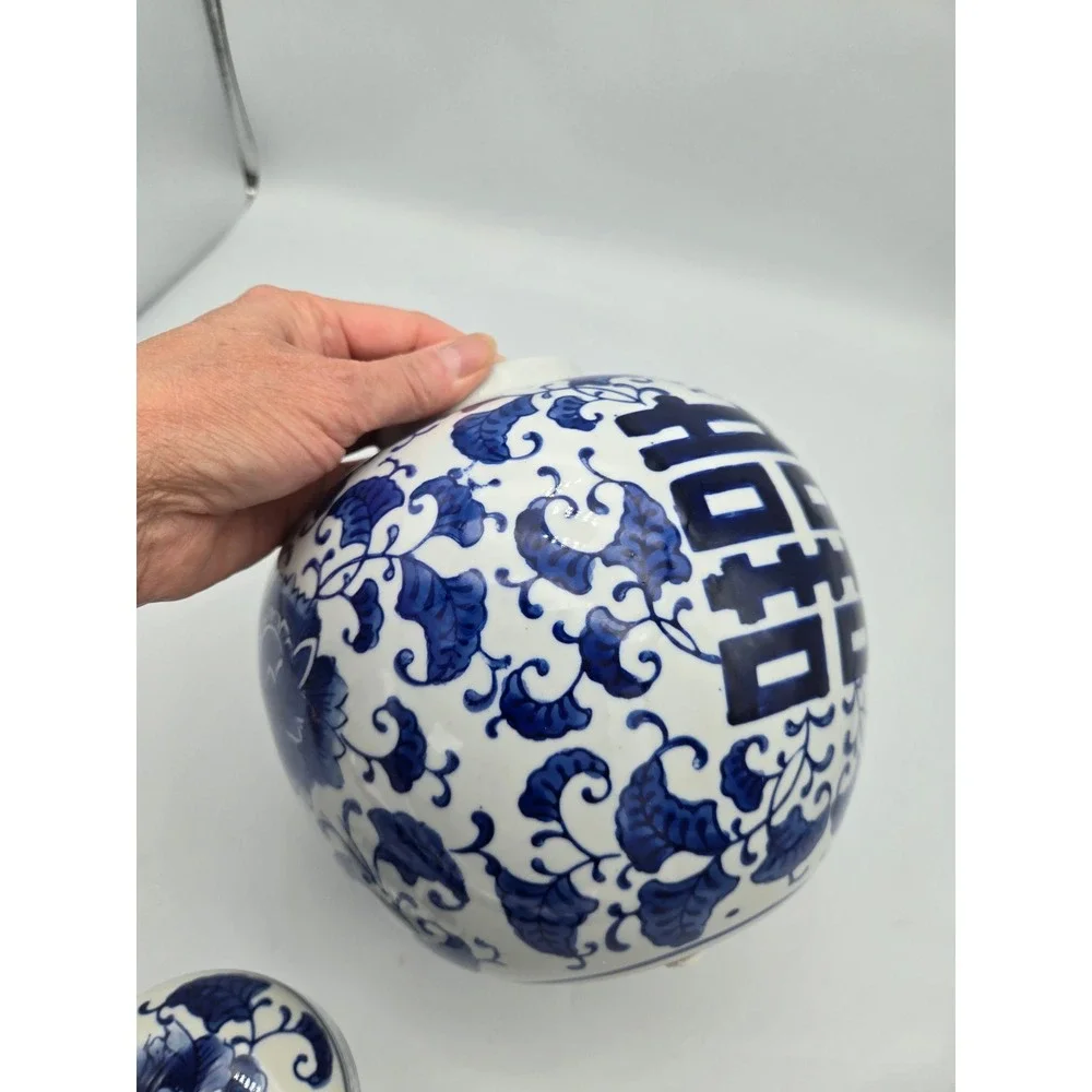 Chinese Porcelain Ginger Jar Double Happiness Blue & White Floral Chinoiserie 8